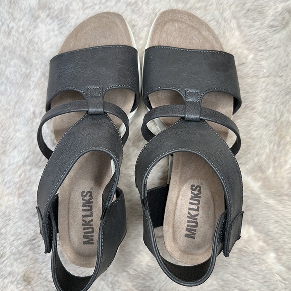 MUK LUKS | Pitch Soprano Flatforms Gray Sandals, NWOT - Picture 4 of 11